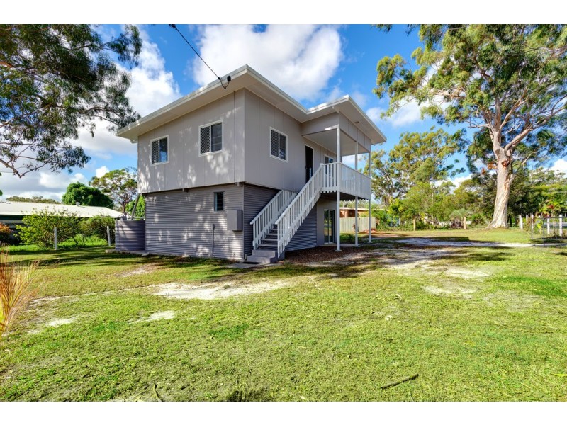 2 Doric Court, Cooloola Cove QLD 4580