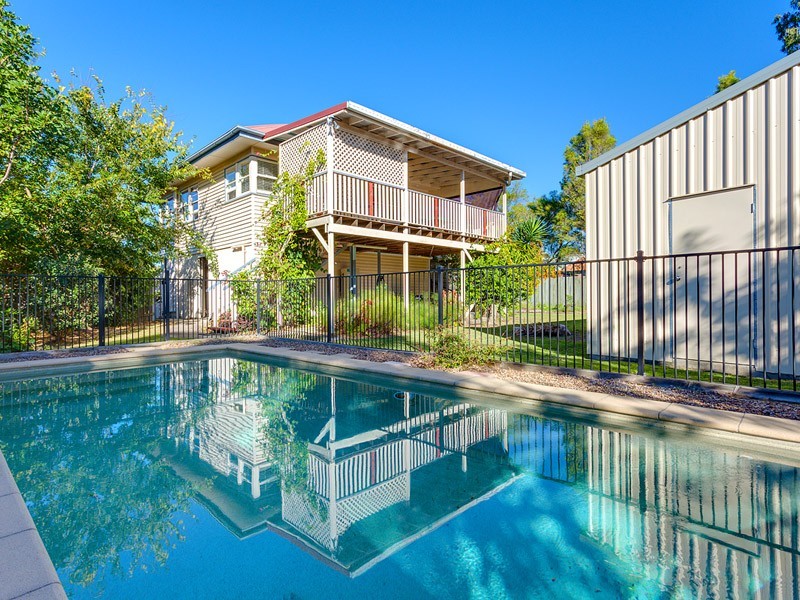 176 Queen Elizabeth Drive, Cooloola Cove QLD 4580