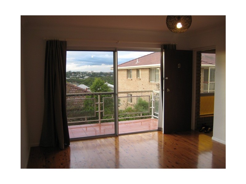 4/6 Fifth Avenue, Coorparoo QLD 4151