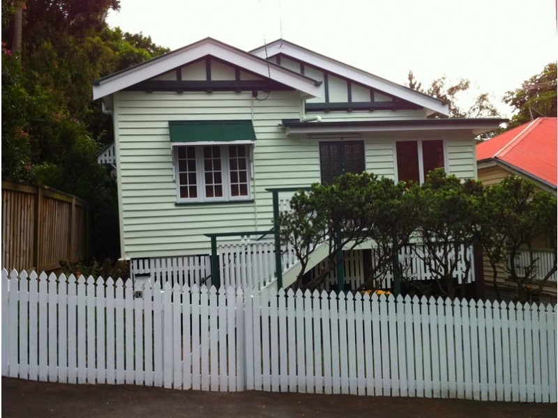 10 Hawthorne Street, New Farm QLD 4005