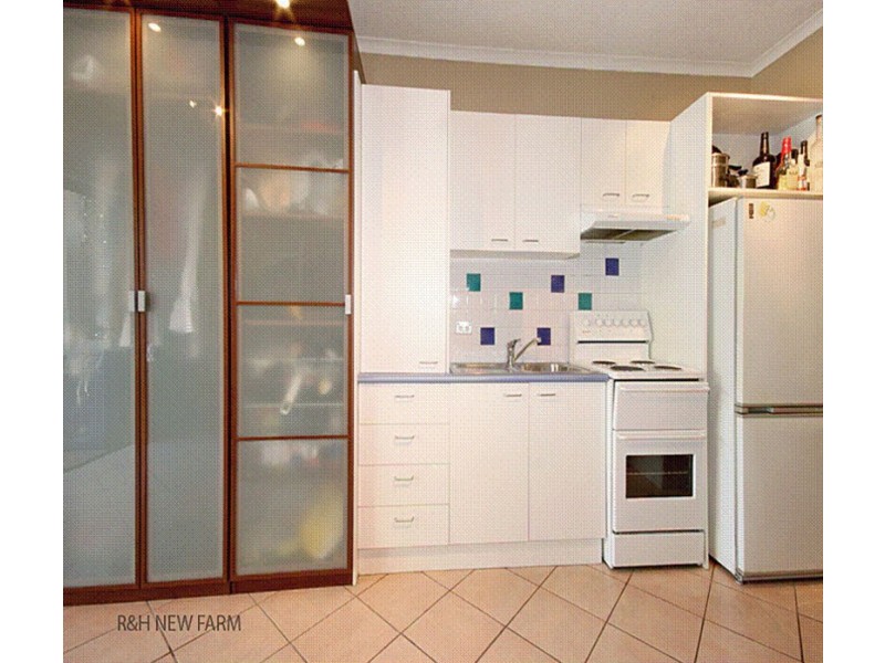 8/693 Brunswick Street, New Farm QLD 4005