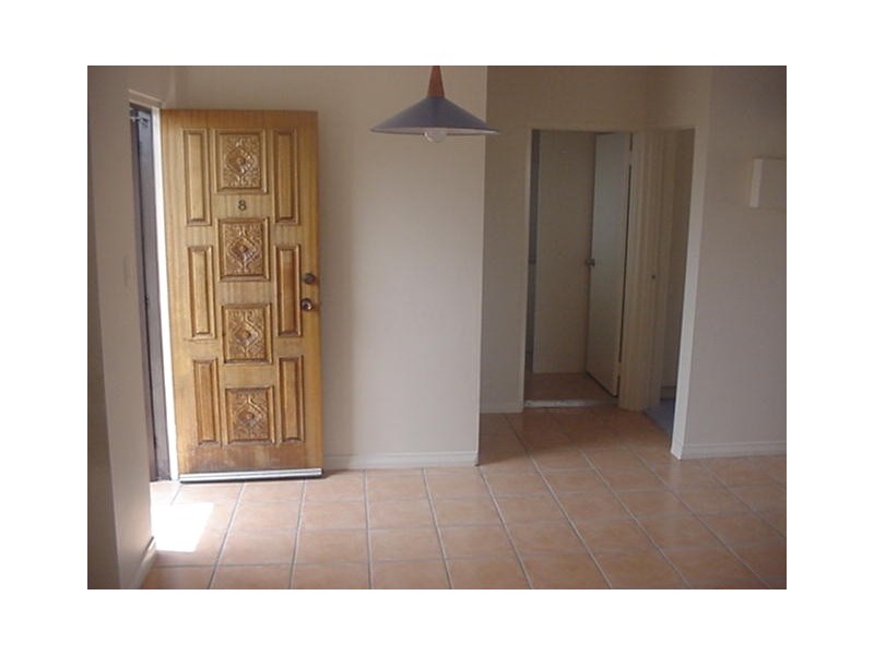 8/17 Llewllyn Street, New Farm QLD 4005