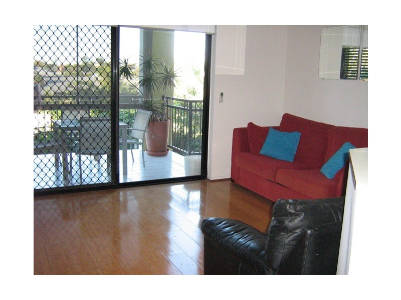 11/702 Brunswick Street, New Farm QLD 4005