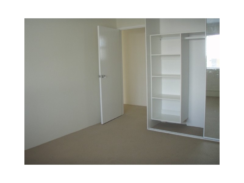 16 Wyndham Street, Herston QLD 4006