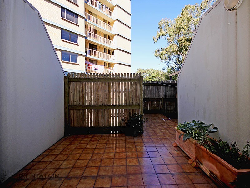 1/133 Moray Street, New Farm QLD 4005