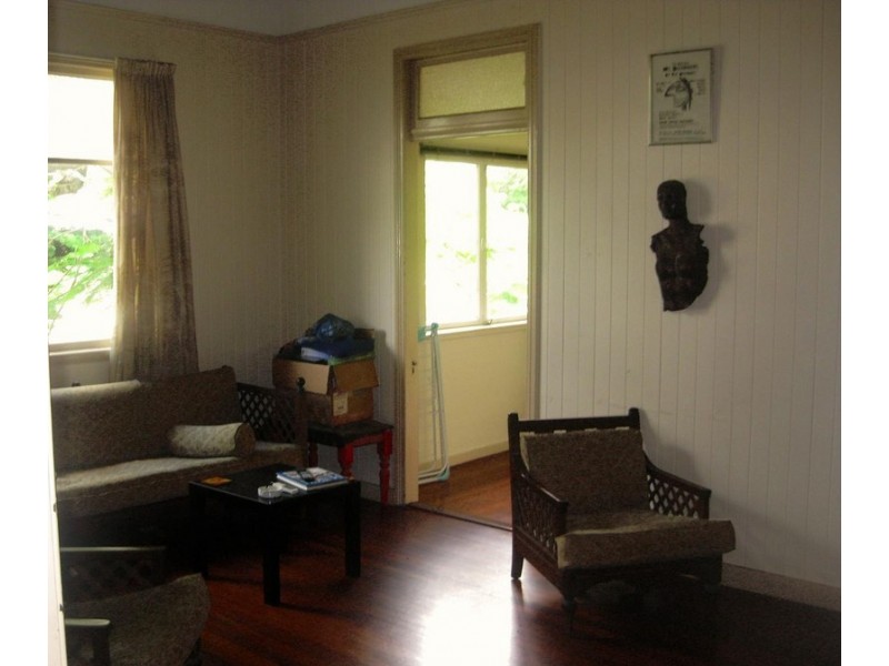 17 Heath Street, East Brisbane QLD 4169