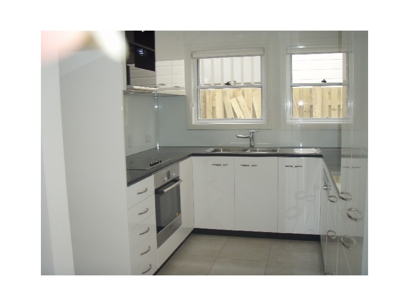 41 York Parade, Spring Hill QLD 4000