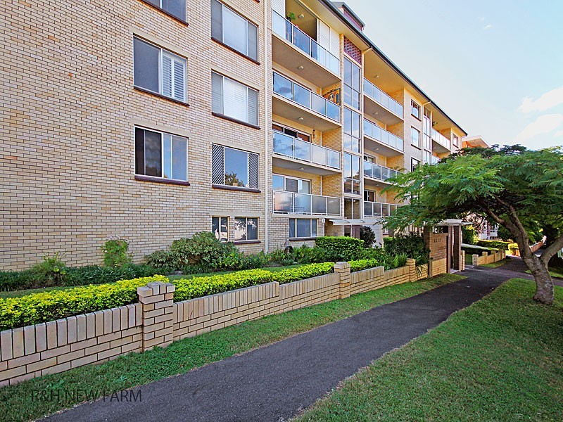 11/93 Langshaw Street, New Farm QLD 4005
