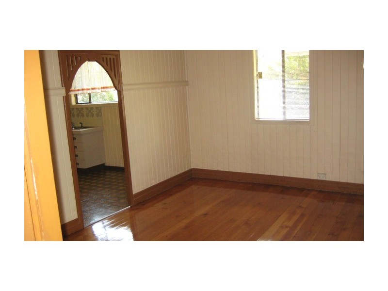 26 Heath Street, East Brisbane QLD 4169