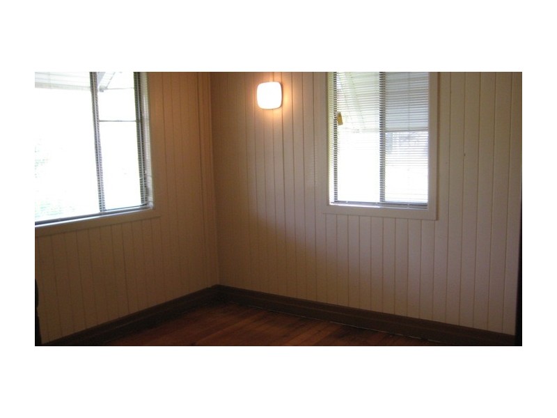 26 Heath Street, East Brisbane QLD 4169