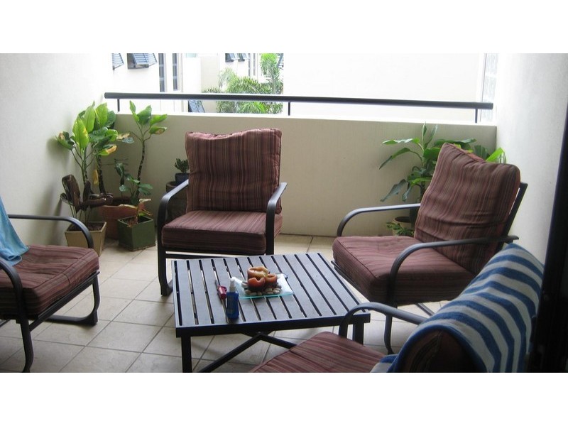 18/120 Commercial Road, Teneriffe QLD 4005