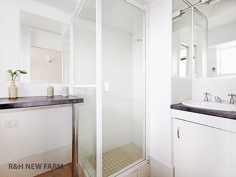 7c/172 Oxlade Drive, New Farm QLD 4005