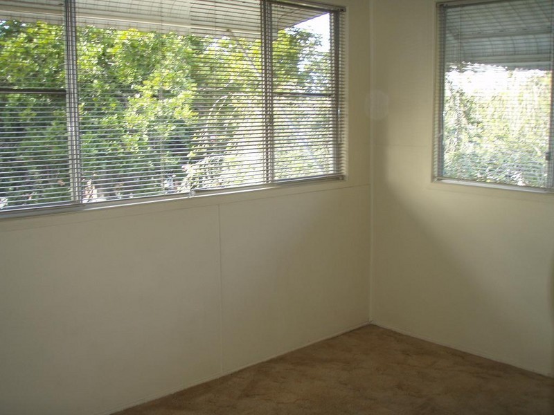 18  Heath Street, East Brisbane QLD 4169