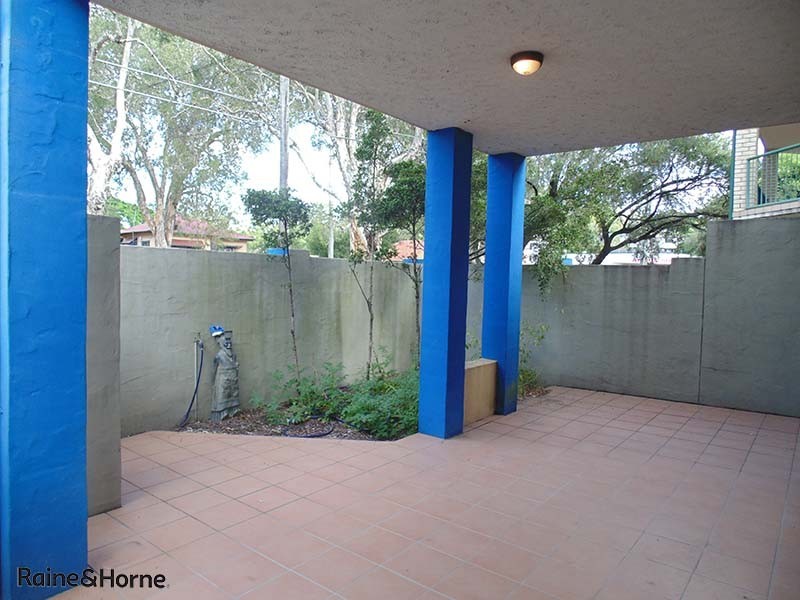 2/44 Riding Road, Hawthorne QLD 4171