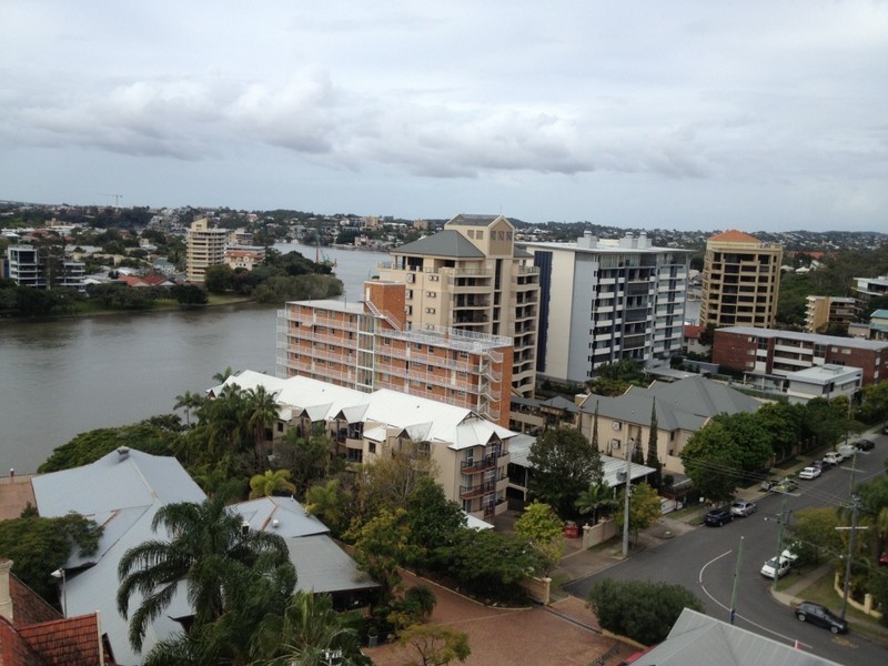 9  Castlebar Street, Kangaroo Point QLD 4169