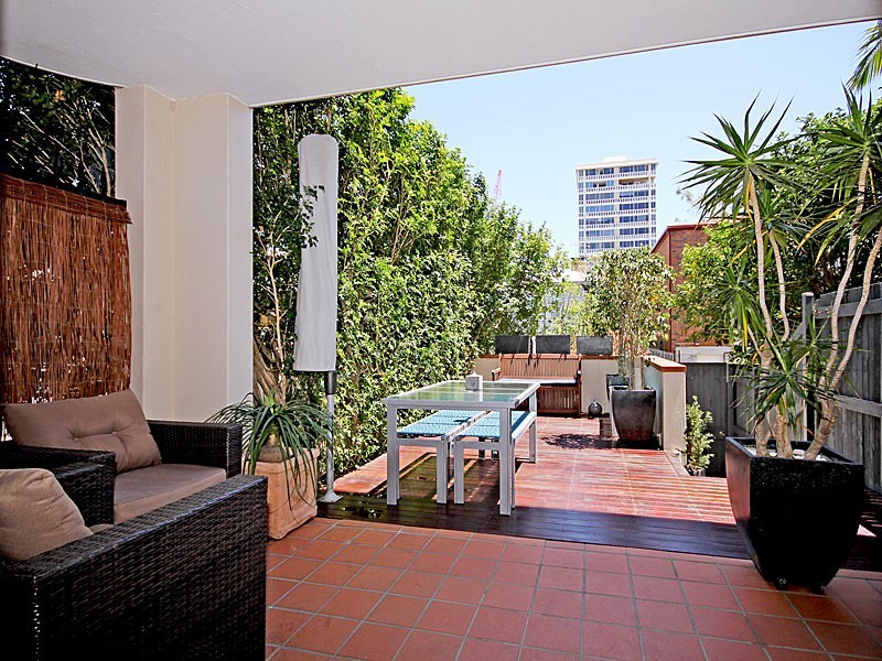 693 Brunswick Street, New Farm QLD 4005