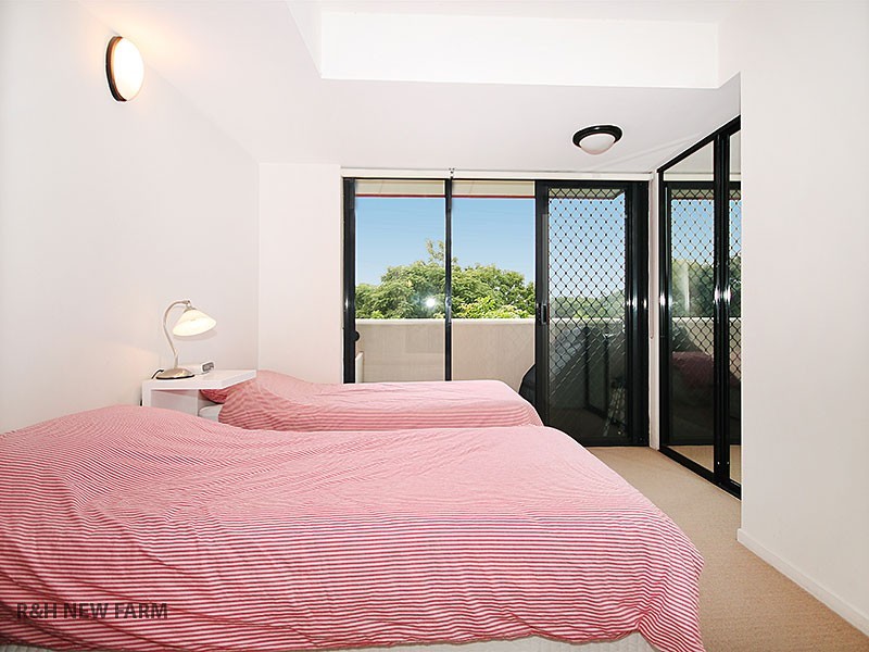 30/120 Sydney Street, New Farm QLD 4005