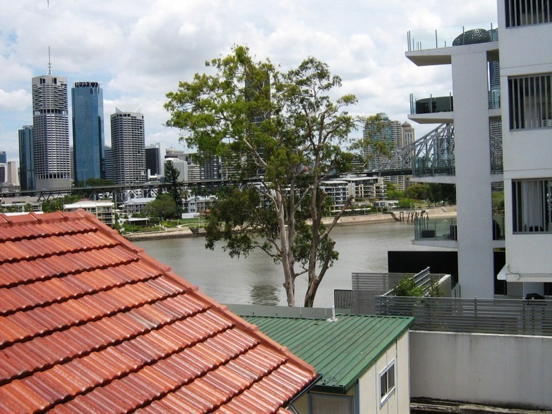 4/6 Julius Street, New Farm QLD 4005