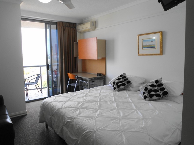 1009/9 Castlebar Street, Kangaroo Point QLD 4169