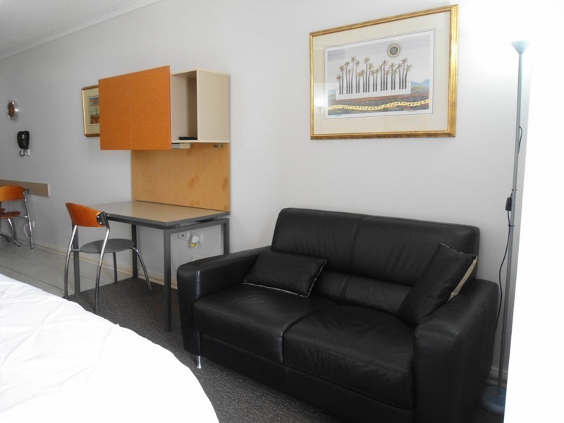 1009/9 Castlebar Street, Kangaroo Point QLD 4169