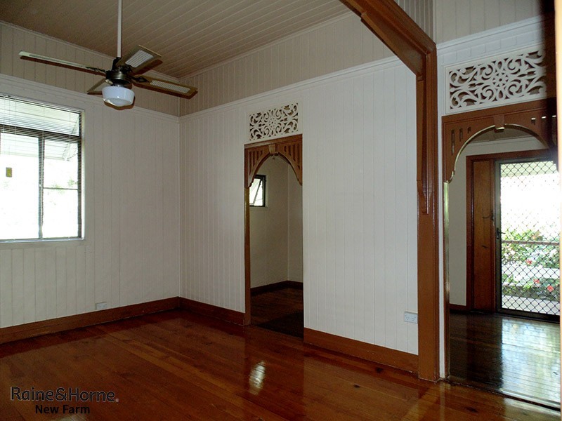 26 Heath Street, East Brisbane QLD 4169