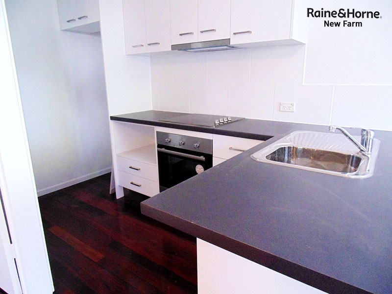 4/35  Shaw Street, Bardon QLD 4065