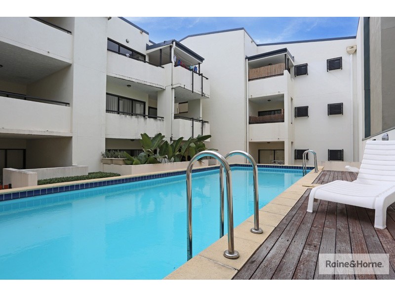 8/120  Commercial Road, Teneriffe QLD 4005