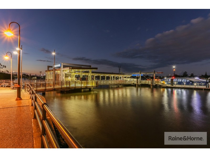 8/120  Commercial Road, Teneriffe QLD 4005