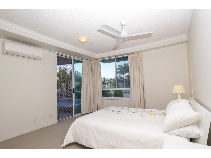 18/27 Vernon Terrace, Teneriffe QLD 4005