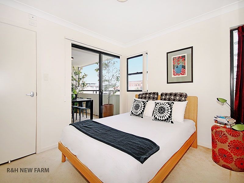 15/120 Commercial Road, Teneriffe QLD 4005