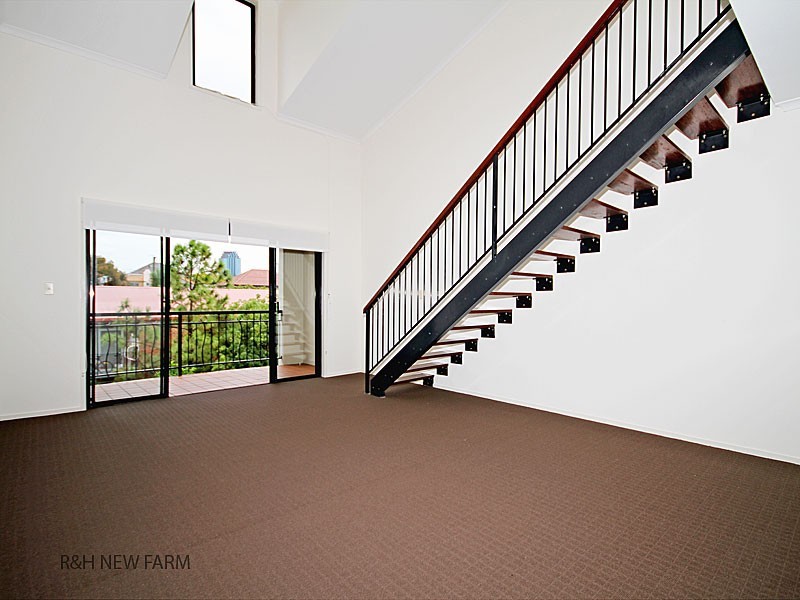 33/693 Brunswick Street, New Farm QLD 4005