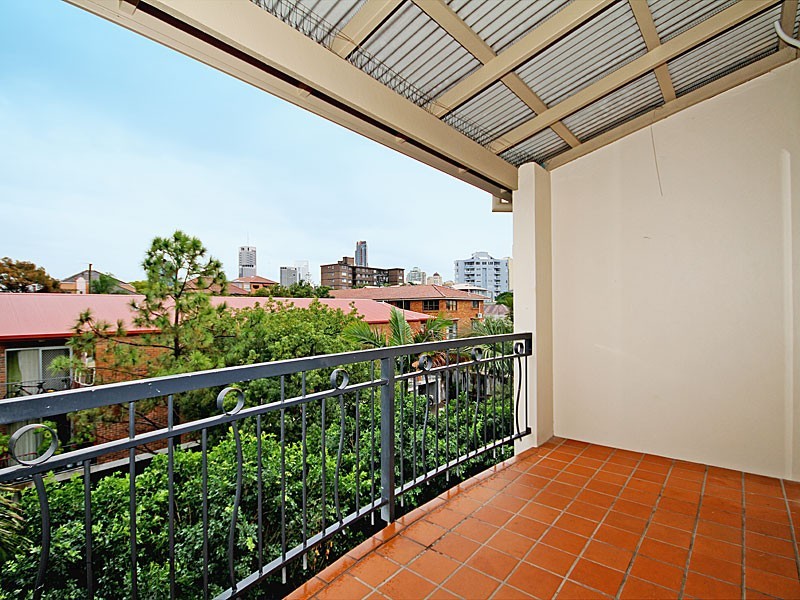 33/693 Brunswick Street, New Farm QLD 4005