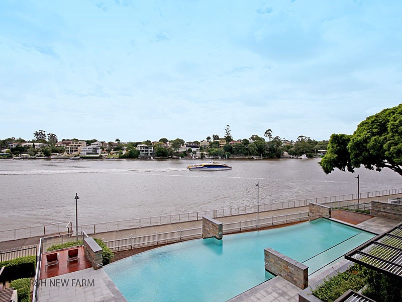 3312/30 Hollins Crescent, New Farm QLD 4005