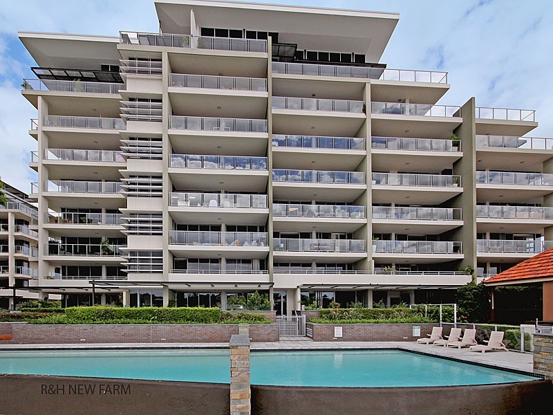 3312/30 Hollins Crescent, New Farm QLD 4005