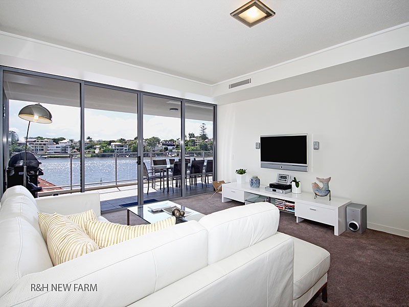 3312/30 Hollins Crescent, New Farm QLD 4005