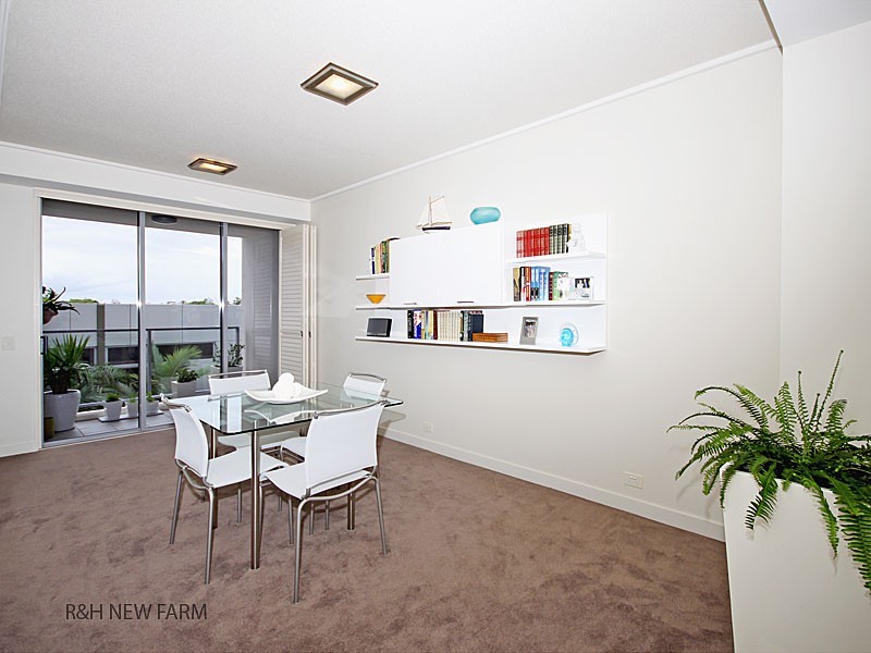 3312/30 Hollins Crescent, New Farm QLD 4005