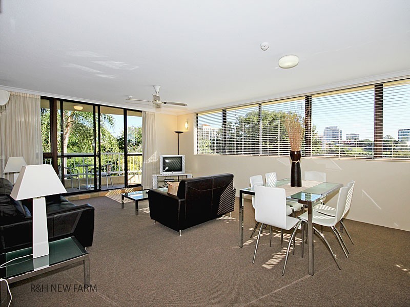 8/150 Oxlade Drive, New Farm QLD 4005