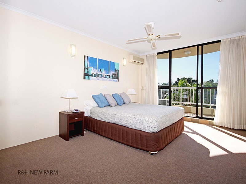 8/150 Oxlade Drive, New Farm QLD 4005