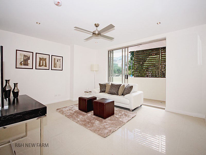 East Brisbane QLD 4169