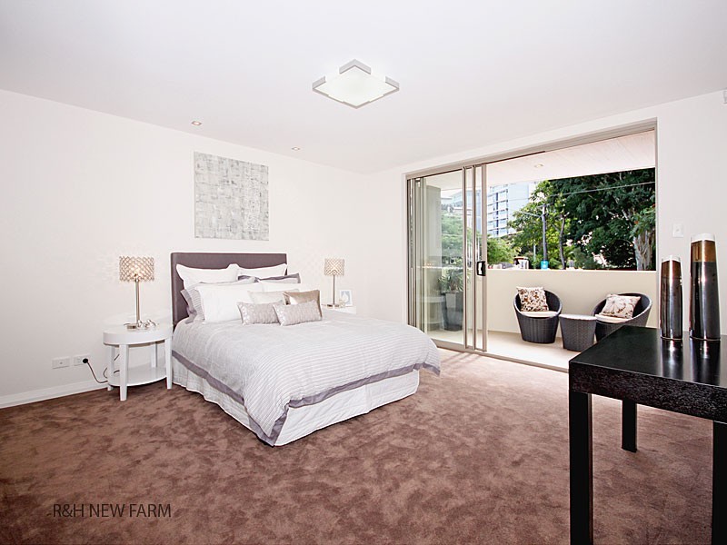 East Brisbane QLD 4169