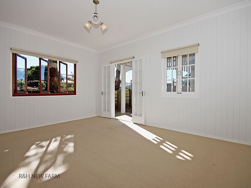 10 Dorrington Drive, Ashgrove QLD 4060