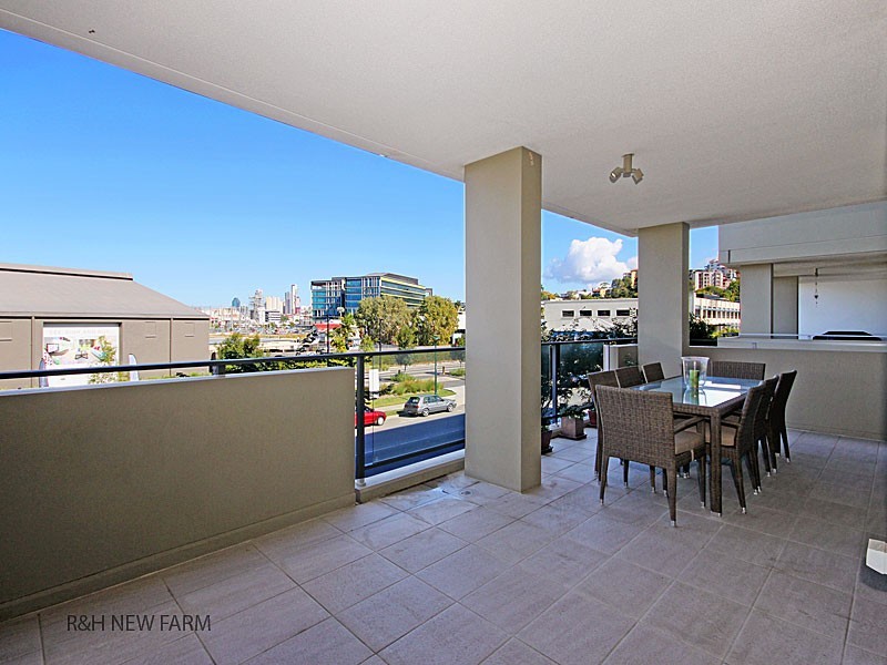 23/20 Newstead Terrace, Newstead QLD 4006