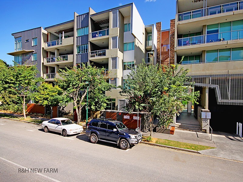 23/20 Newstead Terrace, Newstead QLD 4006