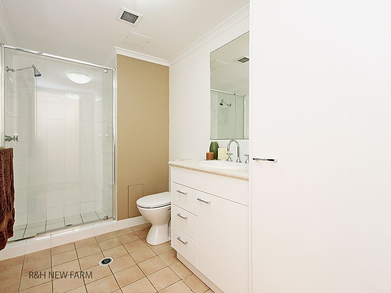 25/693  Brunswick Street, New Farm QLD 4005