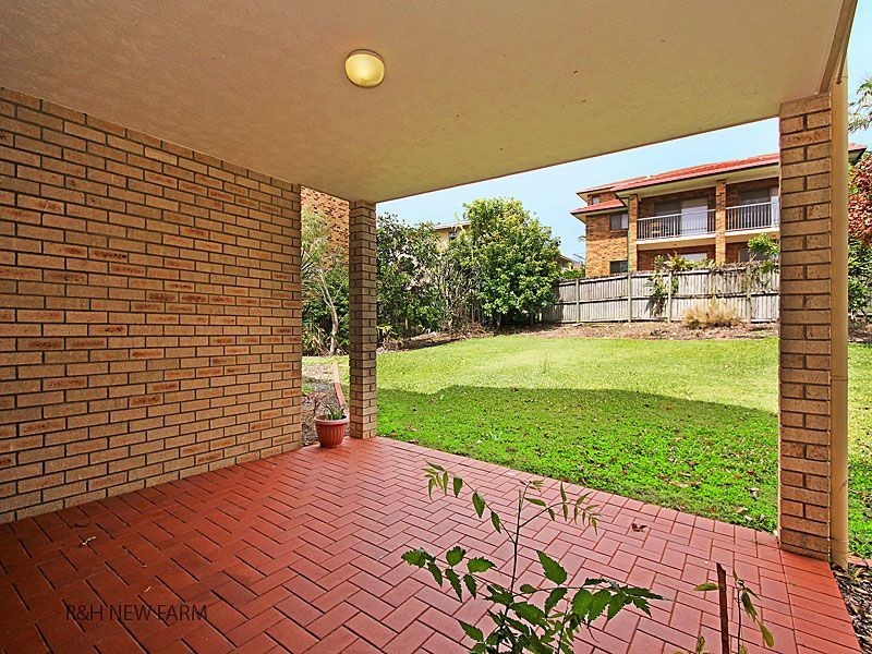 3/41 Mclay Street, Coorparoo QLD 4151