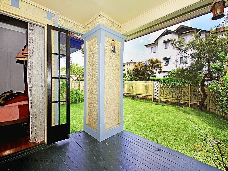 2/6 Julius Street, New Farm QLD 4005