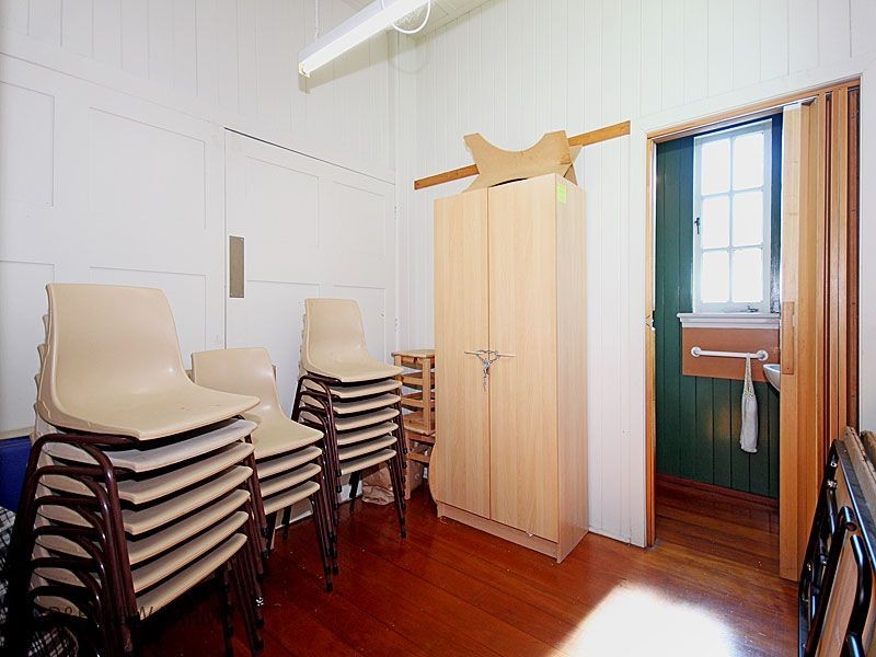 8 Thorne Street, Windsor QLD 4030