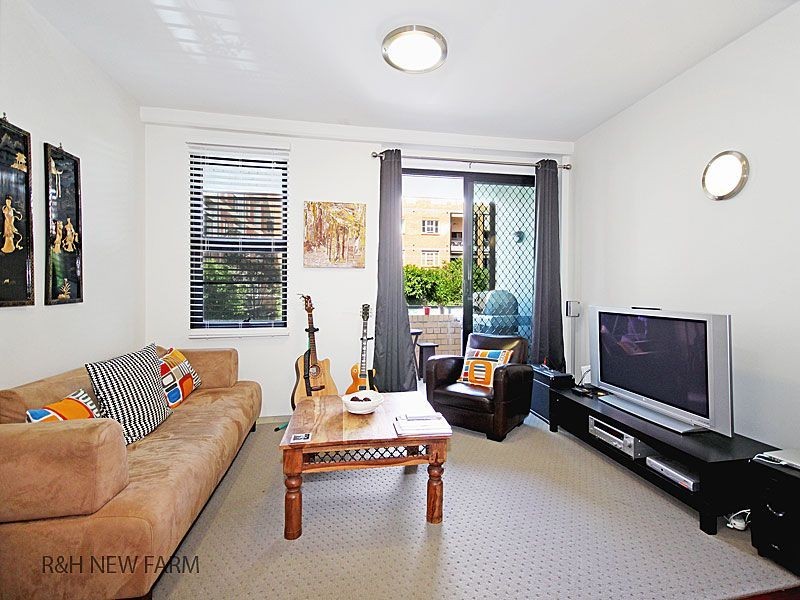 165/8  Dath Street, Teneriffe QLD 4005