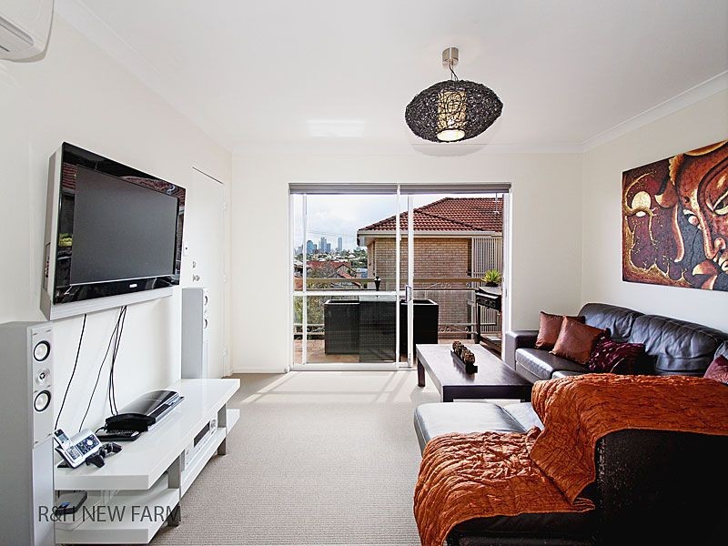 5/6 Fifth Avenue, Coorparoo QLD 4151