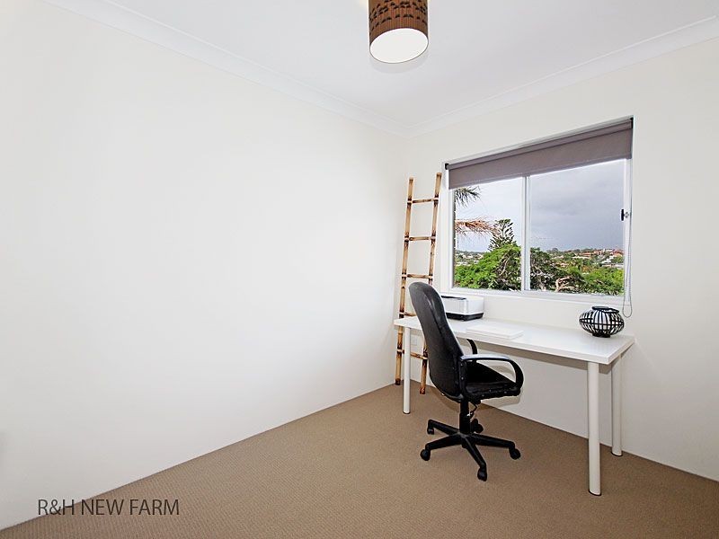 5/6 Fifth Avenue, Coorparoo QLD 4151